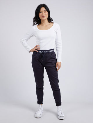 Elm Jogger Margo Navy - Pink Poppies