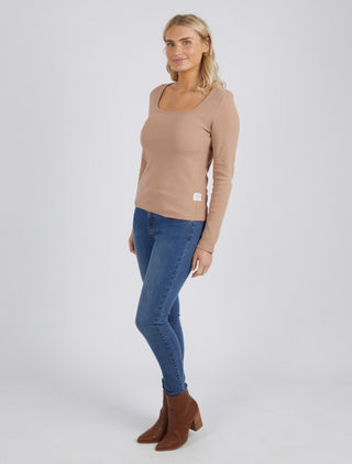Elm Tee Rib Square Neck L/s Mocha - Pink Poppies