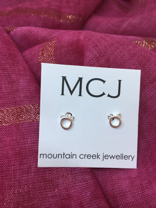 Mcj Stud Ss Cat Face Pointy Ears - Pink Poppies