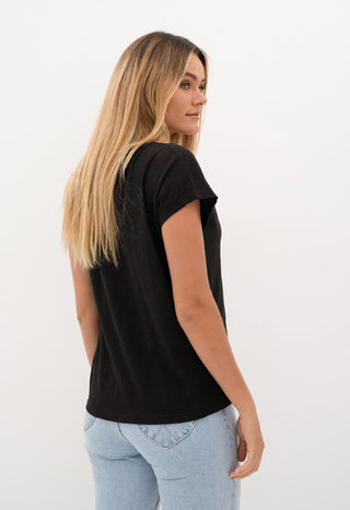 Humidity Tee Must Have - Black - Pink Poppies