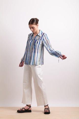 Women’s linen and cotton shirts collection at Pink Poppies – breathable button-downs for work, weekend, and layering