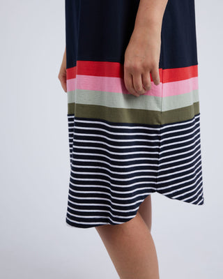 Elm Dress Tee Terra Navy [sz:size 10]