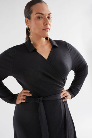 Elk Dress Merino Wool Wrap - Black [sz:size 8]