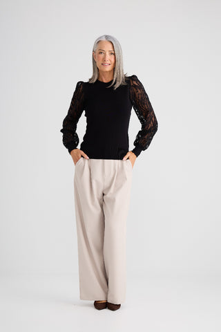 Brave&true Janelle Knit Top - Black | Pink Poppies