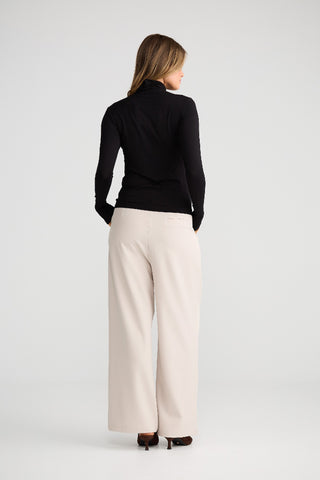 Brave&true Essential Polo Top - Black | Pink Poppies