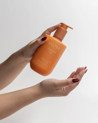 Ecoya Hand & Body Lotion (450ml)  - Mandarin Gin
