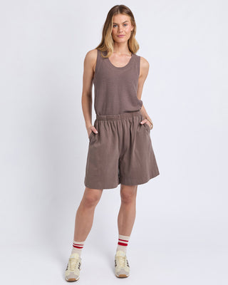 Foxwood Basics Short - Walnut [sz:size 10]