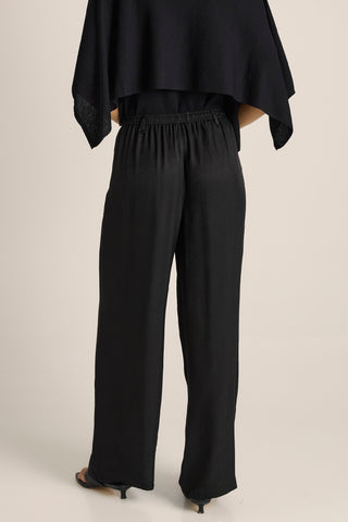 Fate & Becker Kora Cape Top - Black [sz:xs]