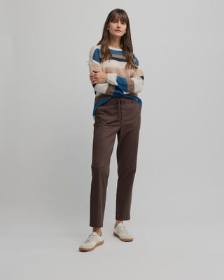 Yarra Trail Nova Jogger - Truffle [sz:size 6]