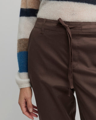 Yarra Trail Nova Jogger - Truffle [sz:size 6]