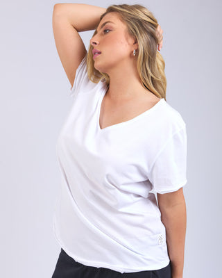 Elm Tee S/s Pima Vee - White [sz:size 8]