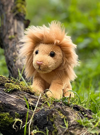 Charlie Bears Cuddle Cub - Lion