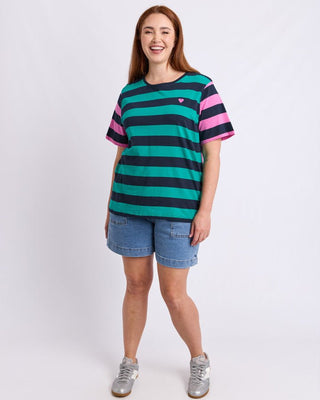 Elm Eden Stripe S/s Tee - Irish Green & Pink Stripe [sz:size 8]
