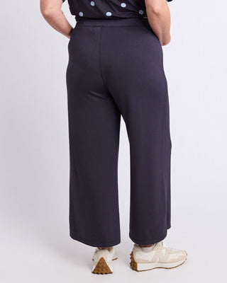 Elm Freedom Boot Pant Cropped - Midnight Navy [sz:size 10]