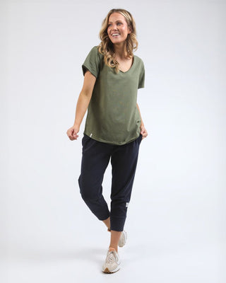 Elm Tee S/s Pima Vee - Khaki | Pink Poppies