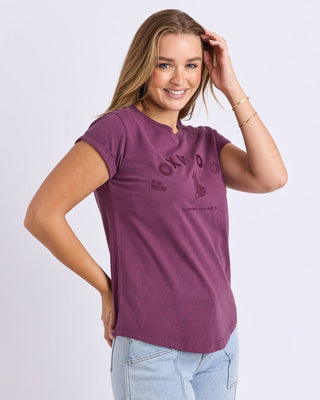 Foxwood Effortless Tee - Plum | Pink Poppies