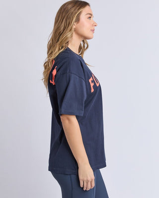 Foxwood Interval Tee - Navy/orange | Pink Poppies