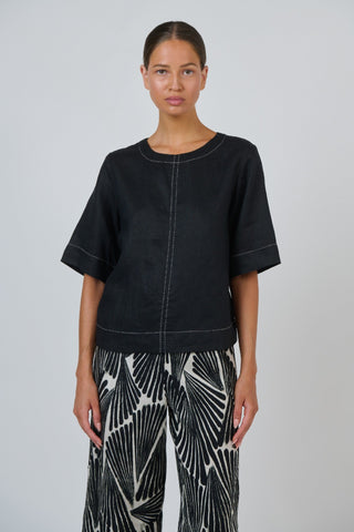 Naturals By O&j Round Neck Top - Black | Pink Poppies