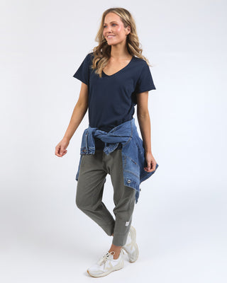 Elm Tee Pima Vee  - Navy [sz:size 6]