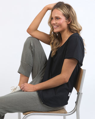 Elm Tee Pima Vee  - Black [sz:size 8]