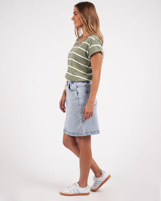 Foxwood Tee Manly Stripe Vee - Sage & White [sz:size 8]