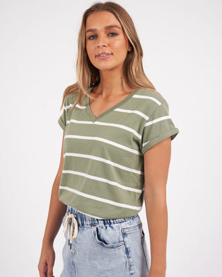 Foxwood Tee Manly Stripe Vee - Sage & White [sz:size 8]