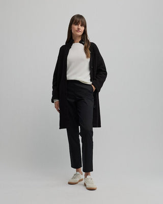 Yarra Trail Nova Jogger - Black | Pink Poppies