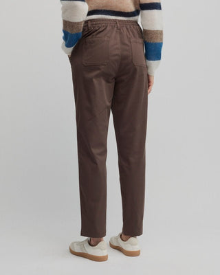 Yarra Trail Nova Jogger - Truffle | Pink Poppies