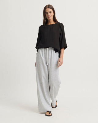 Yarra Trail Skye Top - Black [sz:size 12]