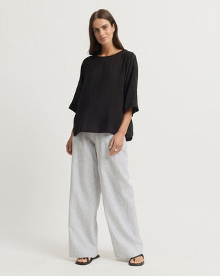 Yarra Trail Skye Top - Black [sz:size 12]