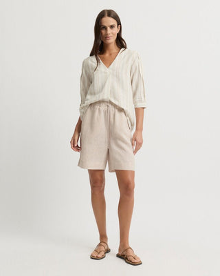 Yarra Trail Tirari Pintuck Short - Pebble [sz:size 10]